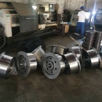 河南起重聯(lián)軸器生產現(xiàn)場配套起重車輪組