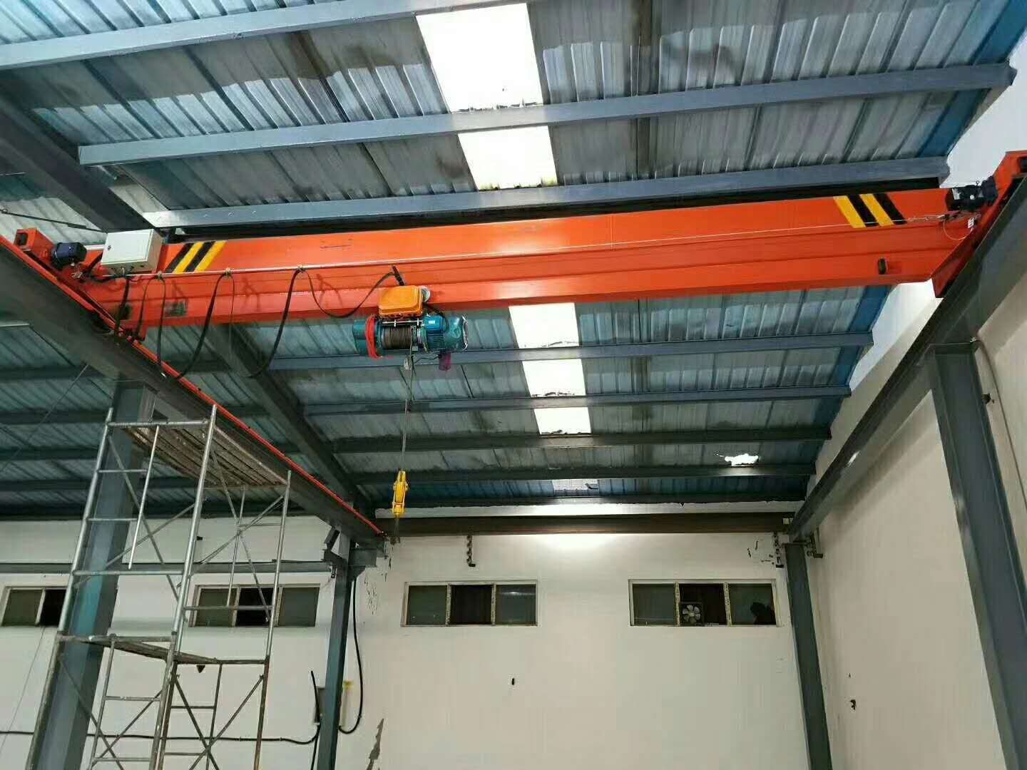 巴中龍門(mén)吊行吊起重機(jī)械銷售安裝廠家定制