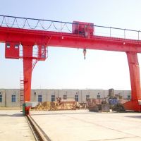 山東龍門吊 工廠港口路橋起重機設(shè)備